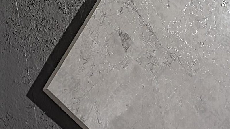 通体大理石瓷砖与釉面砖：材质、工艺与适用场景解析