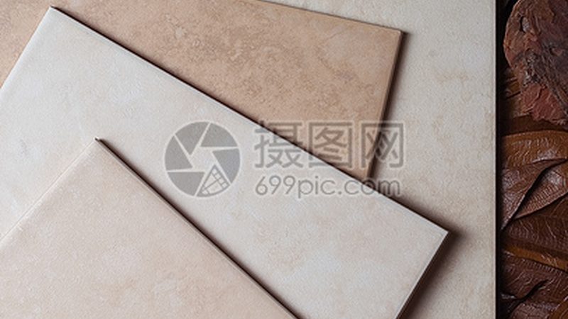 防滑瓷砖：广东生产厂家直销，安全耐用之选**